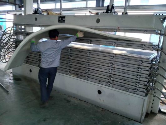 Doppelgroßes Klebeband zweite Stufe Schaumpresse