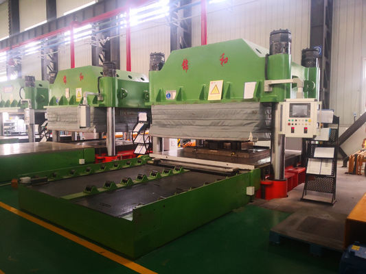 Automatische hydraulische Gummipressmaschine Ölproduktion 4 Säulen Struktur
